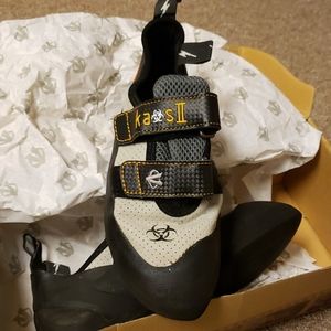 EVOLV KAOS II Climbing Shoe
